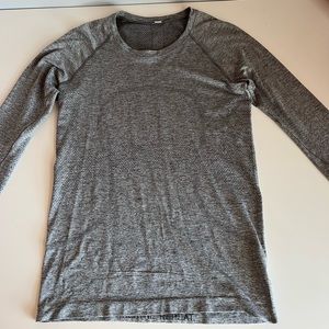 Lululemon: Swiftly Tech Long Sleeve 2.0 (Slate/White)